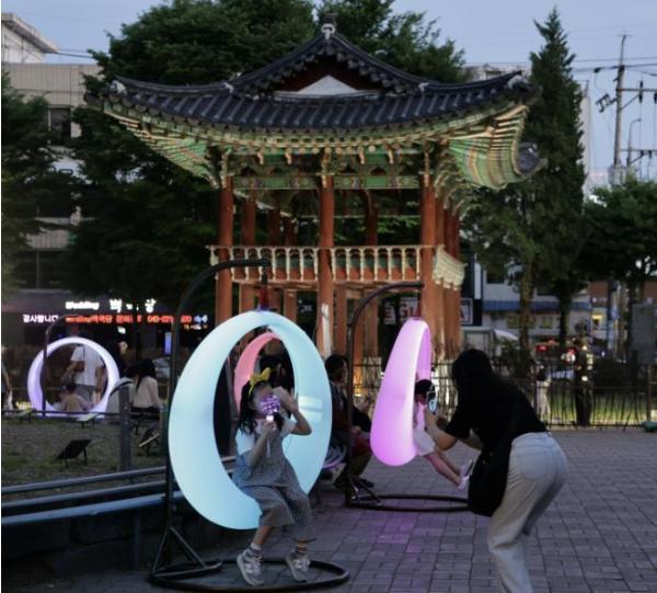 2026 청주 국가유산 야행 '압각수의 사계, 천년의 헤아림' 기사 이미지