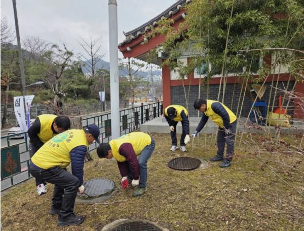 공주시, 해빙기 모기 유충구제 집중 실시
