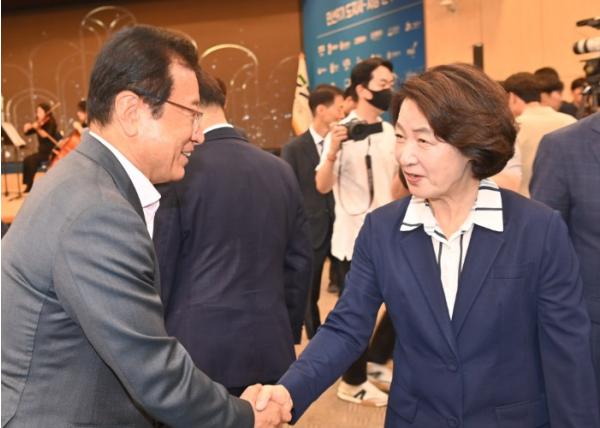 이현재 하남시장, 추미애 도지사에 국가정원·K-컬처 복합콤플렉스 동시 개발 건의